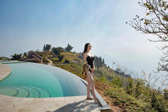 Hoa hậu Giáng My gây sốt khi diện bikini khoe thân hình nóng bỏng giữa tiết trời 10 độ C-5