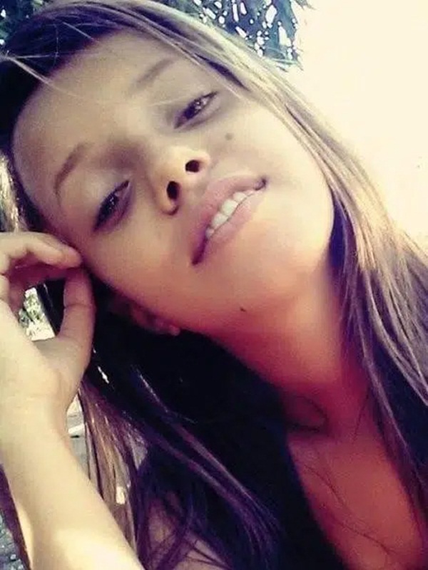 Mẹ kinh hãi phát hiện phần thi thể của con gái ở vườn nhà, sốc hơn khi biết danh tính thủ phạm và hành động ám ảnh của gã-1