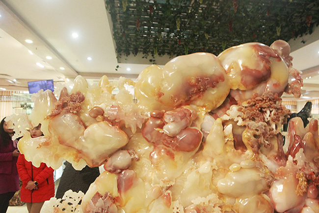 Bức tranh Sơn thủy hữu tình bằng ngọc tuyệt đẹp, giá gần 2 tỷ của đại gia Thái Nguyên-7