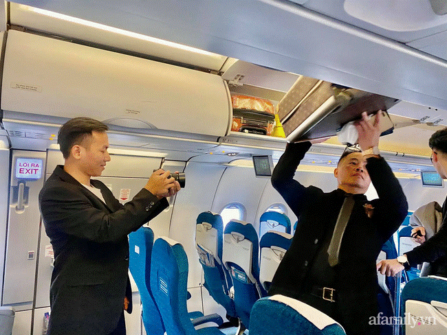 Màn rước dâu cực sang chảnh bằng máy bay của cặp đôi chú rể Hà Nội cô dâu Đà Nẵng, sốc hơn nữa là sự xuất hiện của dàn siêu xe trị giá hàng chục tỷ đồng!-5