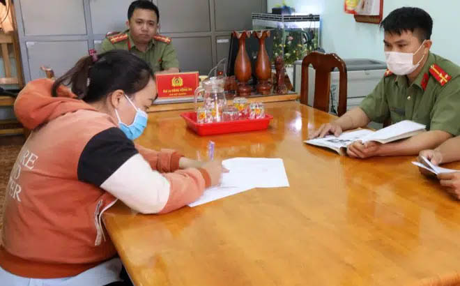 Nữ công nhân đăng thông tin sai về Covid-19: Chỉ 10 likes, bị phạt 5 triệu đồng-1