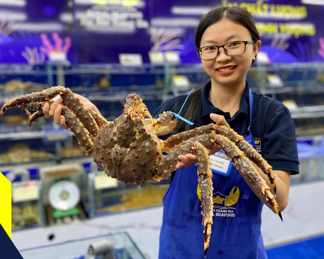 Cua biển khổng lồ giá chục triệu đồng/con, đại gia không tiếc mua về ăn-5