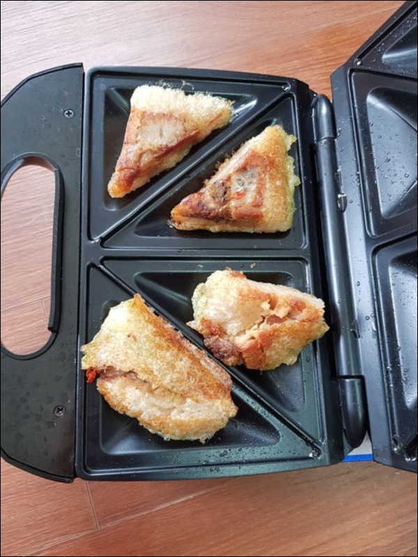 Cách rán bánh chưng bằng nồi chiên không dầu, vừa ngon, lạ miệng lại không lo ngấy sau Tết-6