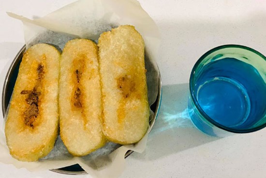 Cách rán bánh chưng bằng nồi chiên không dầu, vừa ngon, lạ miệng lại không lo ngấy sau Tết