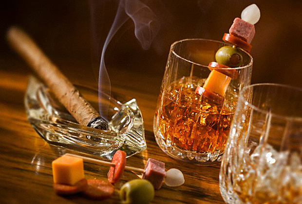 Người đàn ông đau bụng nhiều ngày nhận chẩn đoán mắc ung thư dạ dày, bác sĩ chỉ mặt 6 thói quen xấu mà nhiều người cũng phạm phải-1