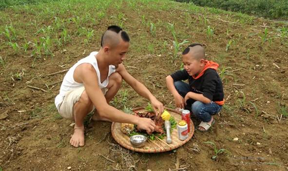 Hé lộ người phụ nữ quyền lực đứng sau hậu thuẫn anh em hot Youtube Tam Mao-1