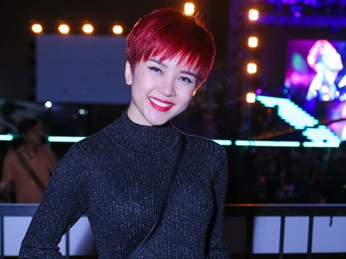 Đọ style tóc của Hải Tú và Thiều Bảo Trâm: Người để hoài tóc ngắn mong manh, người cân đẹp mọi kiểu khó nhằn-12