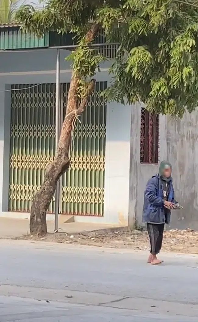 Dân mạng bức xúc hành động chủ nhà đuổi khéo cụ ông đang ngồi nghỉ chân bên đường-4