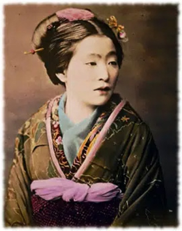 Truyền thuyết đô thị Nhật Bản: Người đàn bà đeo khẩu trang ám ảnh trẻ con với câu hỏi Ta có đẹp không? và câu trả lời định đoạt số phận nạn nhân-4