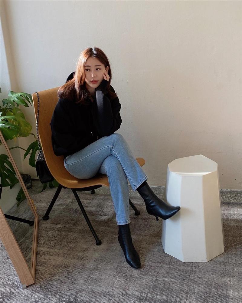 Chưa biết thời tiết Tết Tân Sửu ra sao, chị em nên sắm 6 items này để trời ấm hay lạnh cũng có thể cân đẹp-15