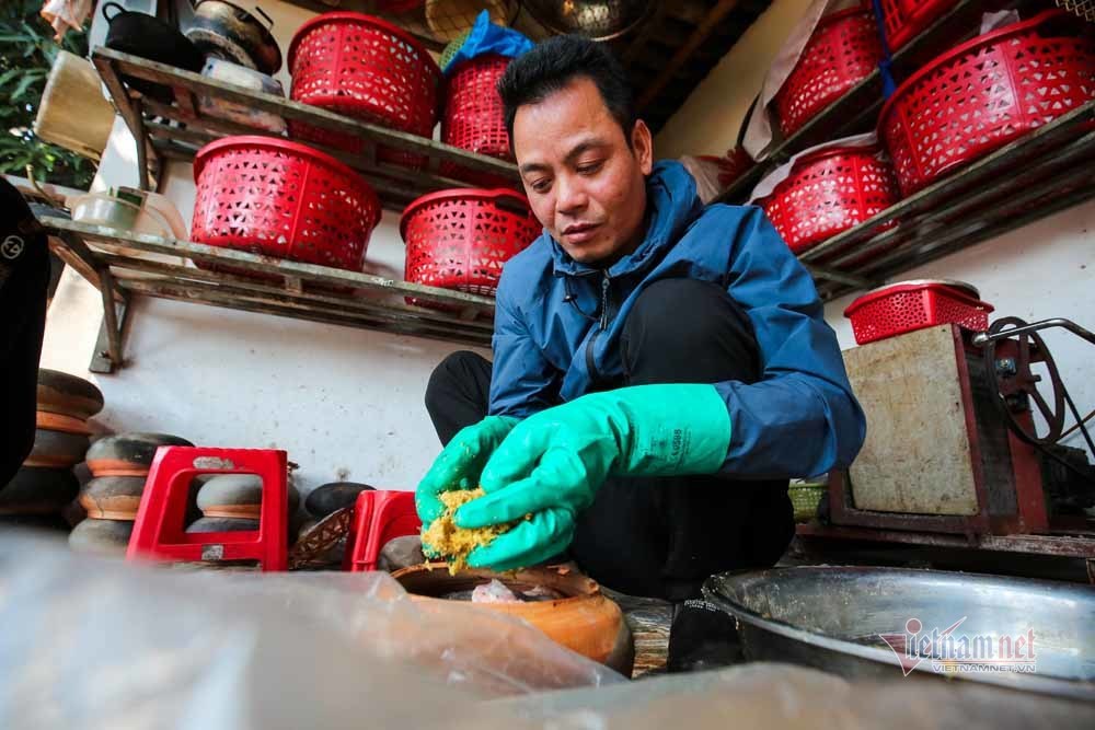 Nổi lửa suốt 15 tiếng, niêu cá 4 trong 1 đặc biệt làng Vũ Đại-7