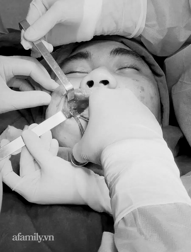 Trà Vinh: Cả xóm rủ nhau mua silicon chợ về tự tiêm gây biến chứng hàng loạt, 1 phụ nữ bơm ngực tử vong-6