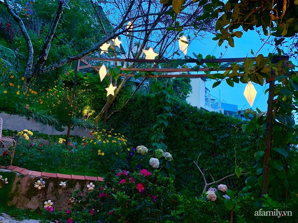 Ngôi nhà nhỏ yên bình sở hữu khu vườn đẹp như xứ sở thần tiên giữa lưng chừng đồi ở Đà Lạt-7