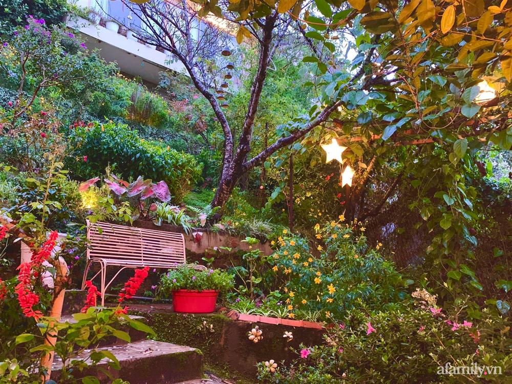 Ngôi nhà nhỏ yên bình sở hữu khu vườn đẹp như xứ sở thần tiên giữa lưng chừng đồi ở Đà Lạt-9