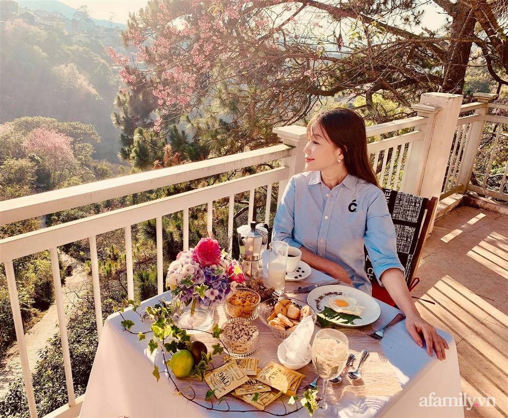 Ngôi nhà nhỏ yên bình sở hữu khu vườn đẹp như xứ sở thần tiên giữa lưng chừng đồi ở Đà Lạt-27