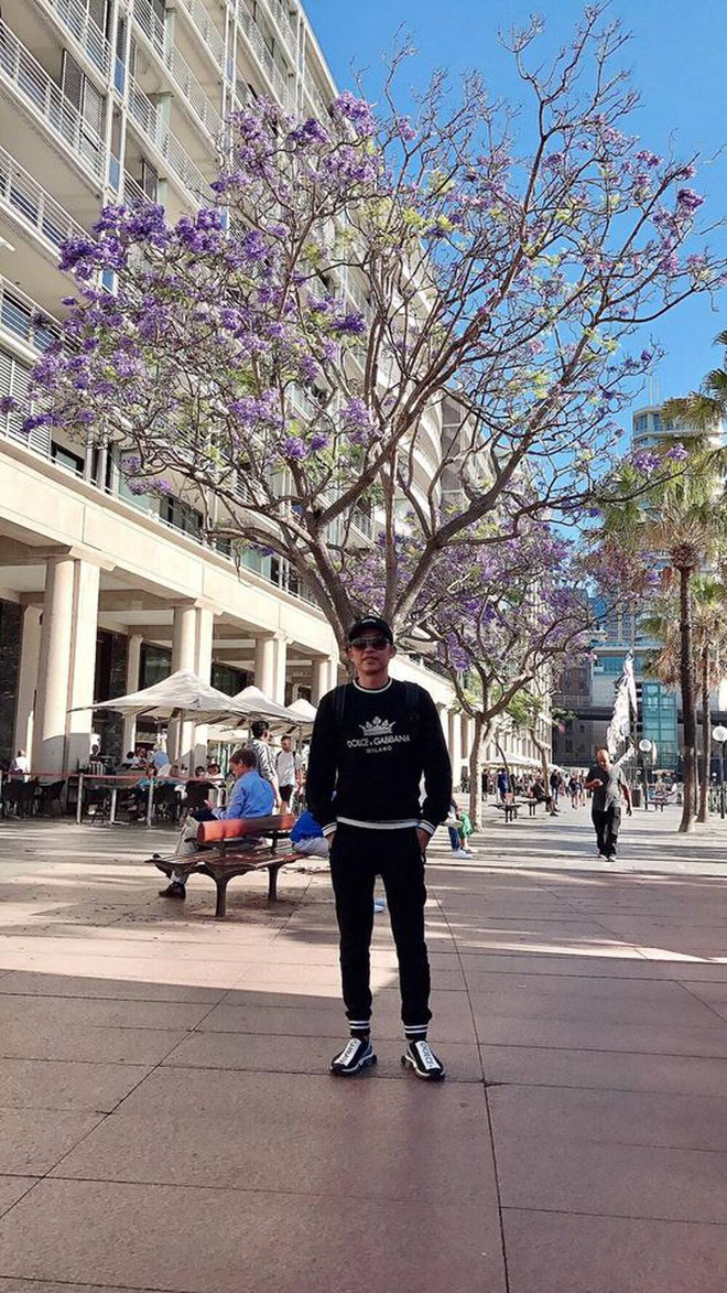 Bị con trai bắt gọi tên khi đang livestream, Hoài Linh: Gọi cả đời rồi chưa ớn hả mày?-3