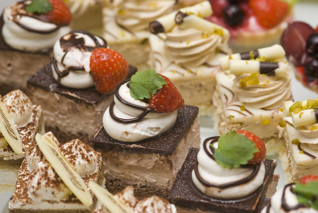 Một phụ nữ 52 tuổi chết vì nhồi máu não, bác sĩ nói thủ phạm là do thói quen ăn uống, ăn rất ngon miệng nhưng cực nguy hiểm-2