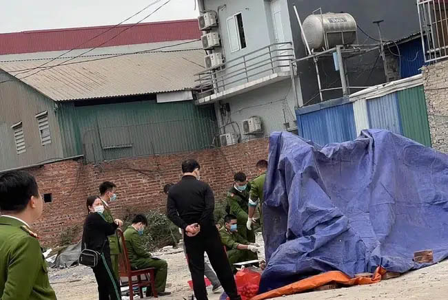 Xót xa thai nhi bị vứt bỏ tại bãi rác gần khu công nghiệp ở Bắc Ninh-1