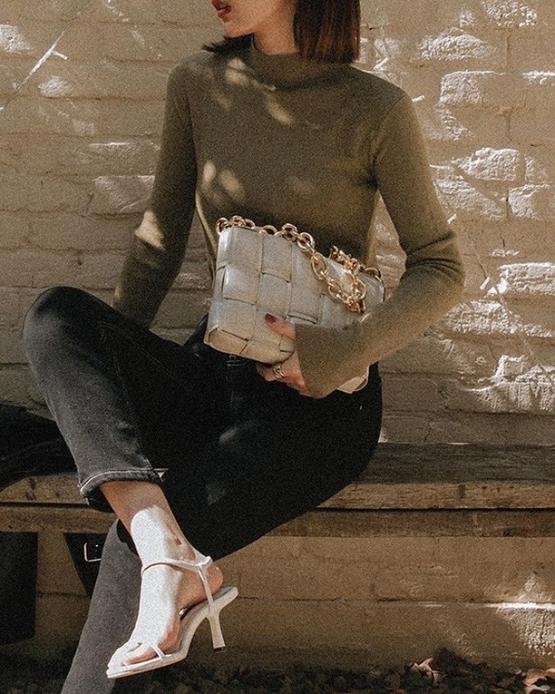 12 con giáp diện túi xách trong năm 2021: Chọn màu hợp tuổi để cả năm tiền tài rủng rỉnh, tình ái thăng hoa-12