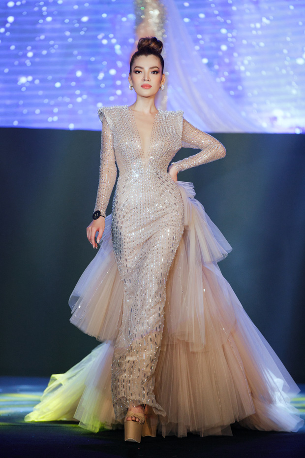 Trân Đài bị đào mộ loạt ảnh cưới với Lương Thế Thành: Nhan sắc năm 18 tuổi có khác so với bây giờ?-2