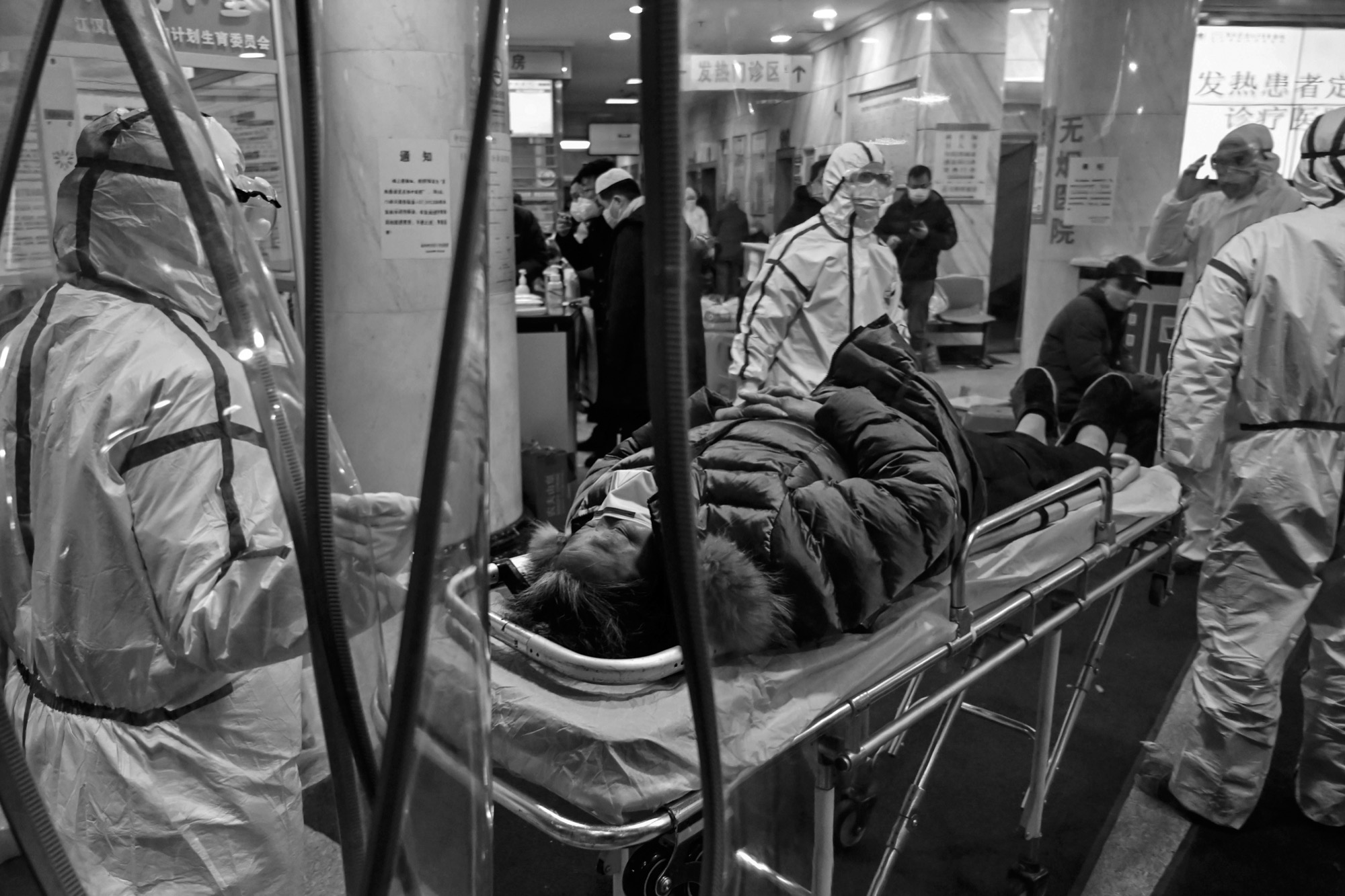 Vũ Hán - một năm nhìn lại: Khi người dân trở lại với cuộc sống bình thường, nhưng vẫn bị ám ảnh bởi những vết sẹo và nỗi đau đã qua-1