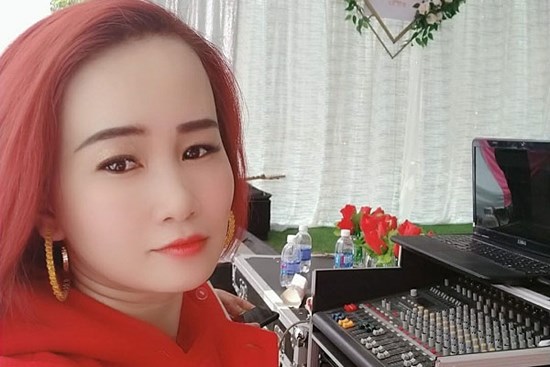 Ca sĩ Chi Pi tử vong vì tai nạn xe ben trên đường đi diễn