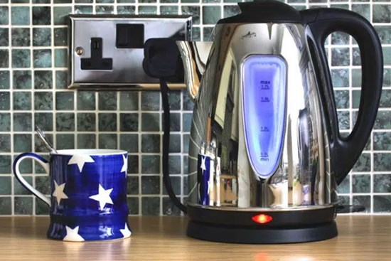 Sai lầm thường mắc phải khi sử dụng các thiết bị gia dụng vừa gây nguy hiểm vừa tốn tiền điện mà bạn không biết