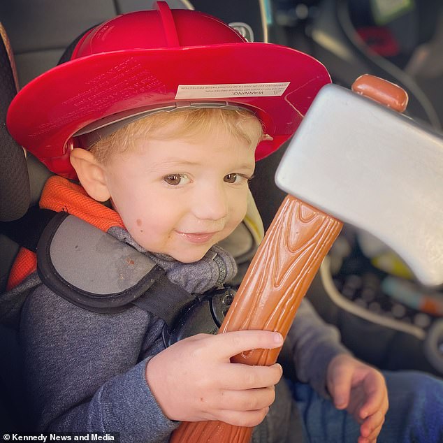 Bé trai 23 tháng tuổi bỗng bị ho và nôn ra máu rồi tử vong, bố mẹ bàng hoàng khi nghe kết quả khám nghiệm tử thi-2