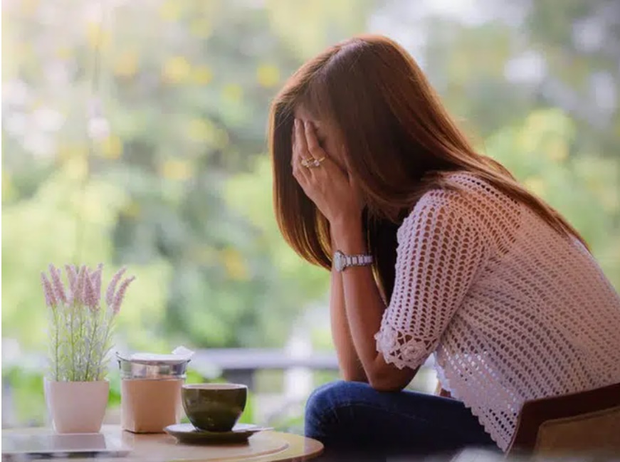 Phát hiện chồng ngoại tình, sếp lớn 1 ngân hàng gửi mail tố cáo cho toàn bộ bạn bè đồng nghiệp của chồng, đọc nội dung bên trong ai cũng phải ngả mũ”-2