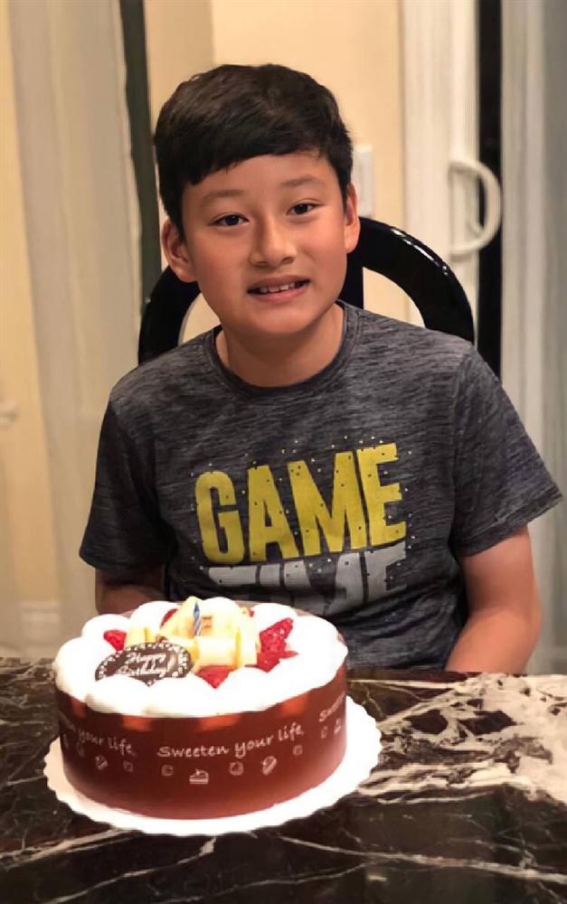 Con trai Quang Dũng và Jennifer Phạm trổ mã ấn tượng ở tuổi 13, nhìn cách nuôi con của cặp nghệ sĩ ai cũng khen ngợi-1