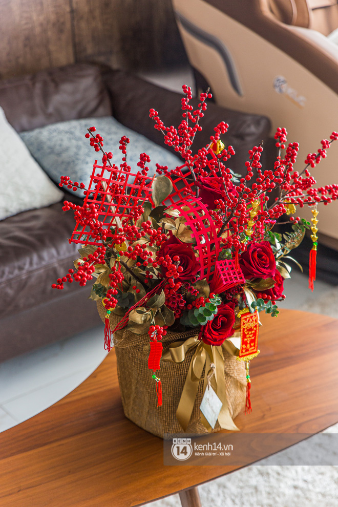 Nhà của Dương Khắc Linh - Sara Lưu: Phòng khách trưng hoa bắt mắt, gian bếp đắt đỏ chiếm gần một nửa giá mua nhà-6