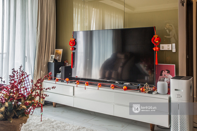 Nhà của Dương Khắc Linh - Sara Lưu: Phòng khách trưng hoa bắt mắt, gian bếp đắt đỏ chiếm gần một nửa giá mua nhà-8