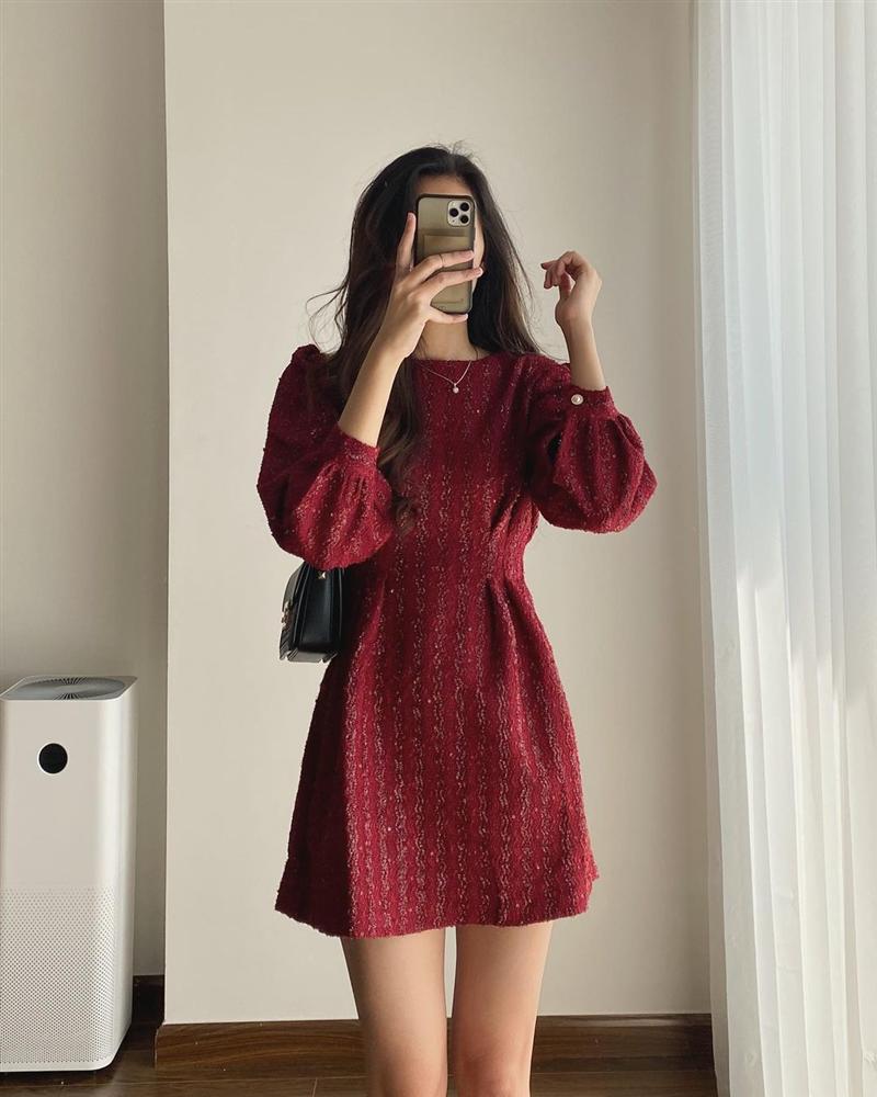 9 mẫu váy đỏ xinh ngất lại chẳng kén dáng, chị em tia gấp để Tết này diện lên ai cũng khen xinh-2