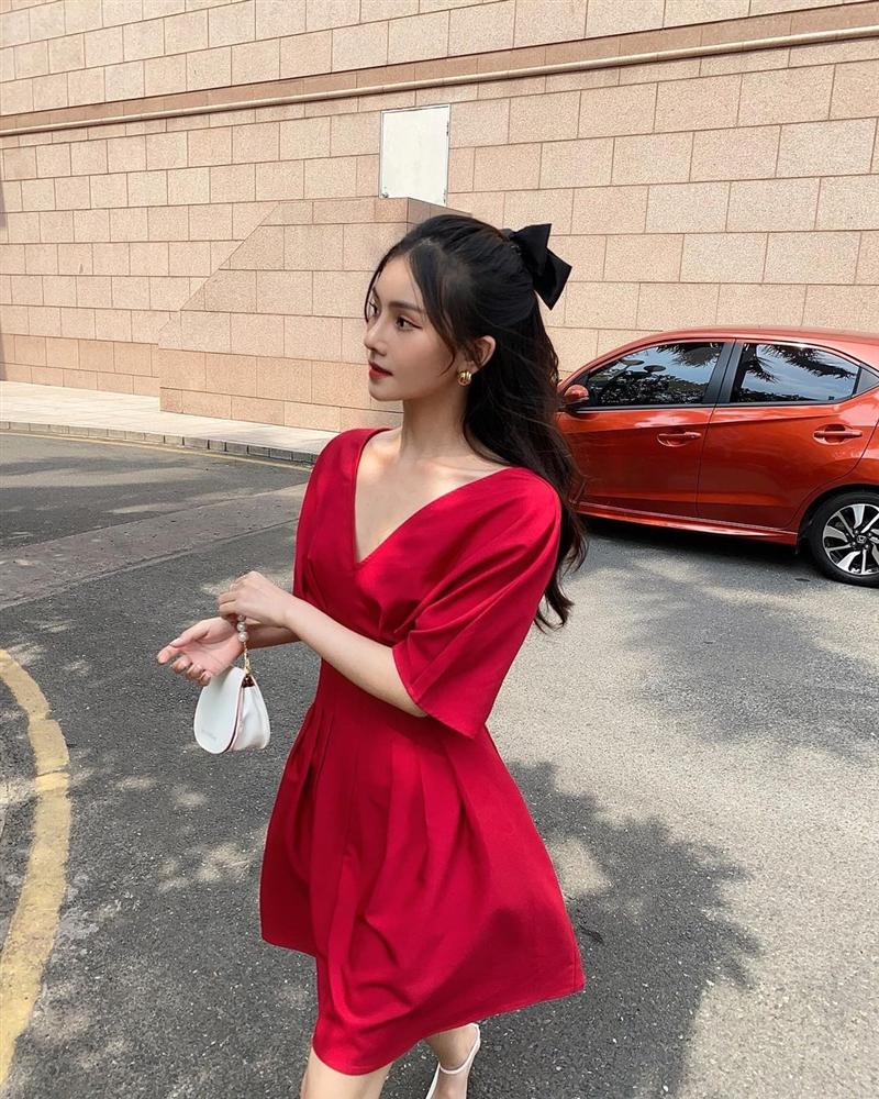9 mẫu váy đỏ xinh ngất lại chẳng kén dáng chị em tia gấp để Tết này diện   Tin tức Online