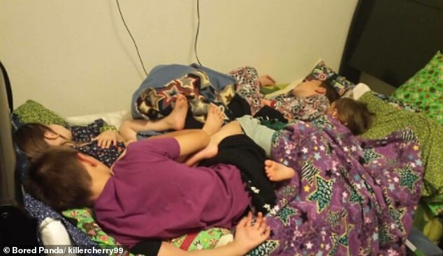 Những khoảnh khắc kỳ quặc không thể lý giải được của trẻ khiến các bố mẹ cười không được, khóc không xong”-10