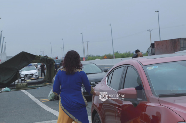 Đúng phút 89 nhà trai đành bất lực quay về, không thể vào Quảng Ninh đón dâu do dịch Covid-19-5