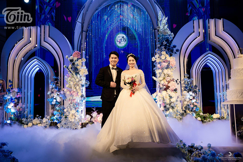 Choáng ngợp với đám cưới của Á khôi Đại học Kinh tế Quốc dân: Chú rể lái siêu xe Lamborghini 19 tỷ rước dâu-4