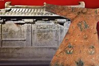 Từ 4 chữ 'người mở sẽ chết' trên quan tài của cháu gái Hoàng hậu đến thi thể nữ mặc long bào, hé lộ loạt bí ẩn về mộ cổ Trung Hoa