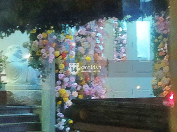 Đầu cầu biệt thự nhà Phan Thành: Rolls-Royce 34 tỷ đã sẵn sàng để rước dâu, các khâu trang trí tươm tất cả rồi-4