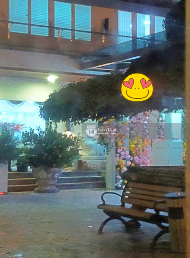 Đầu cầu biệt thự nhà Phan Thành: Rolls-Royce 34 tỷ đã sẵn sàng để rước dâu, các khâu trang trí tươm tất cả rồi-5