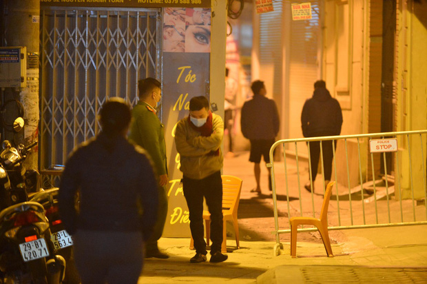 Hoả tốc trong đêm: Hà Nội kích hoạt toàn bộ hệ thống phòng chống Covid-19 ở mức cao hơn-1