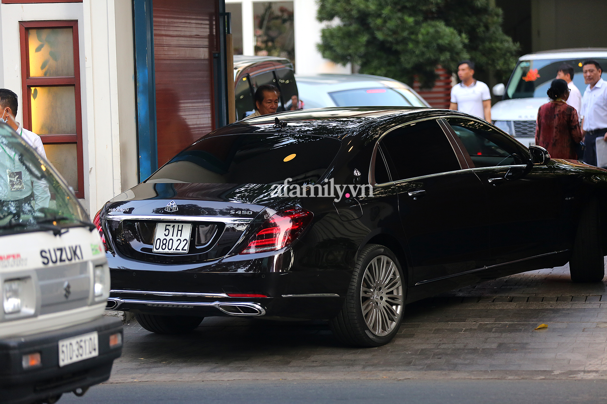 Trực tiếp đám cưới Phan Thành - Primmy Trương: Cô dâu chiếm spotlight với áo dài đỏ, nhẫn kim cương to đùng trên tay nhìn là nể ngay-5