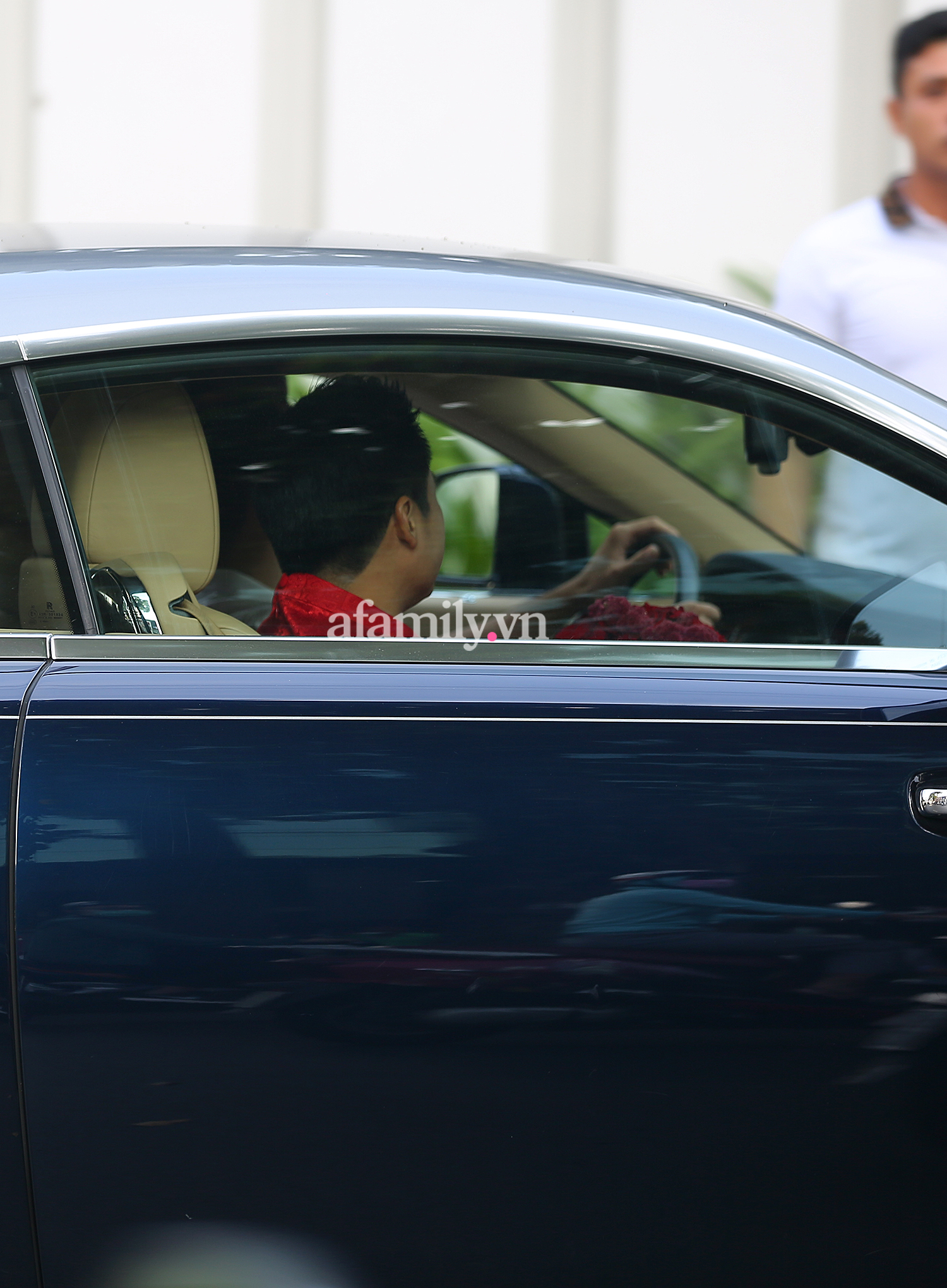 Trực tiếp đám cưới Phan Thành - Primmy Trương: Cô dâu chiếm spotlight với áo dài đỏ, nhẫn kim cương to đùng trên tay nhìn là nể ngay-18