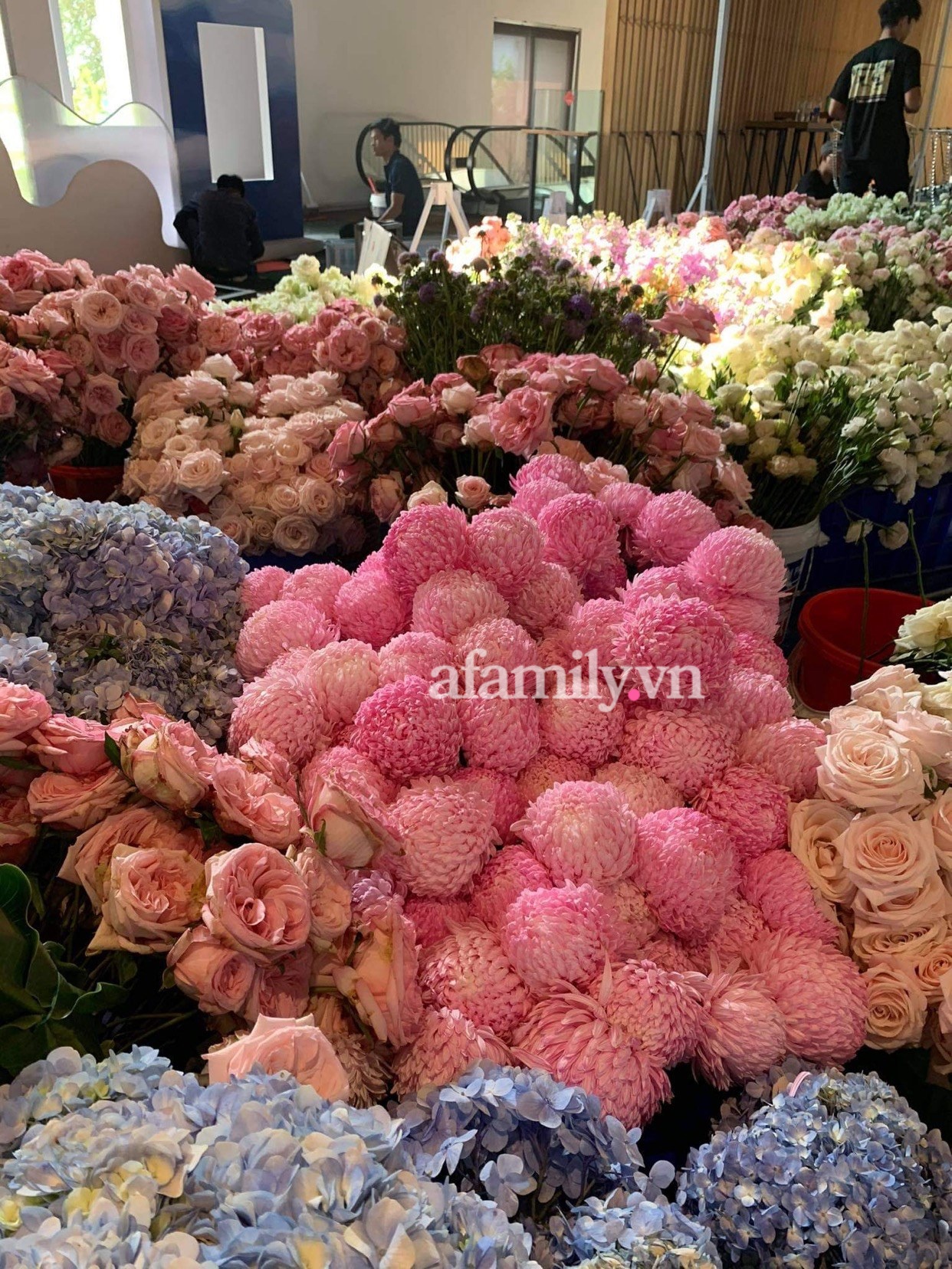 Tiết lộ Phan Thành đã bỏ BẠC TỶ như thế nào để tối nay có vài chục giây bước trên sân khấu cùng Primmy Trương!?-11