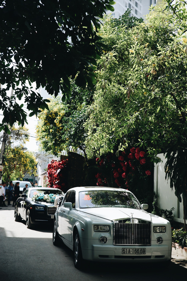 Clip: Cận cảnh cả trăm tỷ chạy trên đường, đưa Phan Thành đến nhà Primmy Trương xin dâu!-4