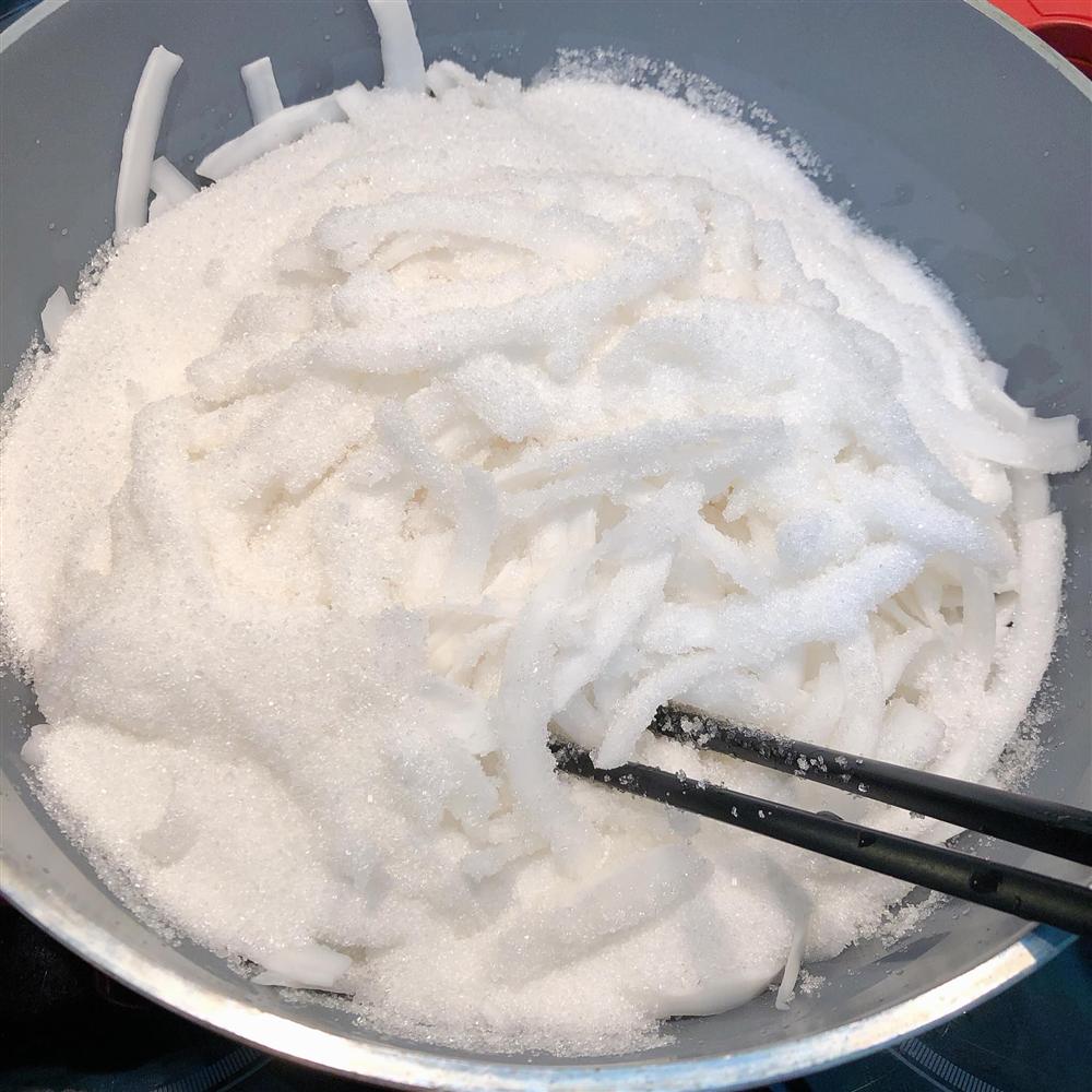 Chị em trổ tài làm mứt nhâm nhi ngày Tết: Mứt ngũ sắc thơm ngon đẹp mắt, mứt gừng đỏ vừa lạ vừa thơm!-5