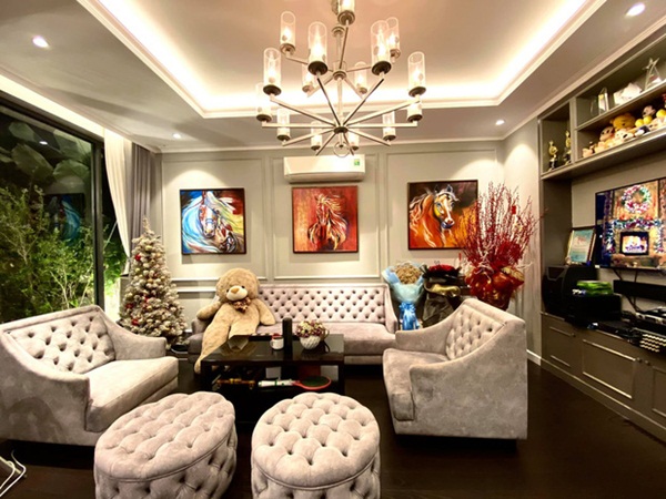 Cận cảnh biệt thự triệu đô của Cao Thái Sơn: Góc nào cũng toát lên mùi chanh sả, ban công có view cực ăn tiền-11