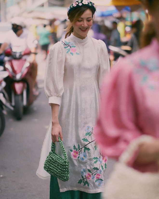 Sương sương đã có 4 trend áo dài hot hit của năm nay, update theo là đảm bảo bạn đủ xinh đẹp đón Tết-7