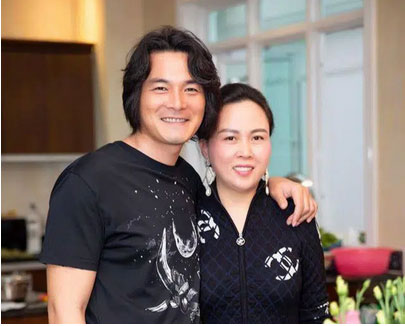 Phượng Chanel chia sẻ hình ảnh bé gái hơn 1 tuổi, cư dân mạng lập tức đoán đây là con gái Quách Ngọc Ngoan?-2