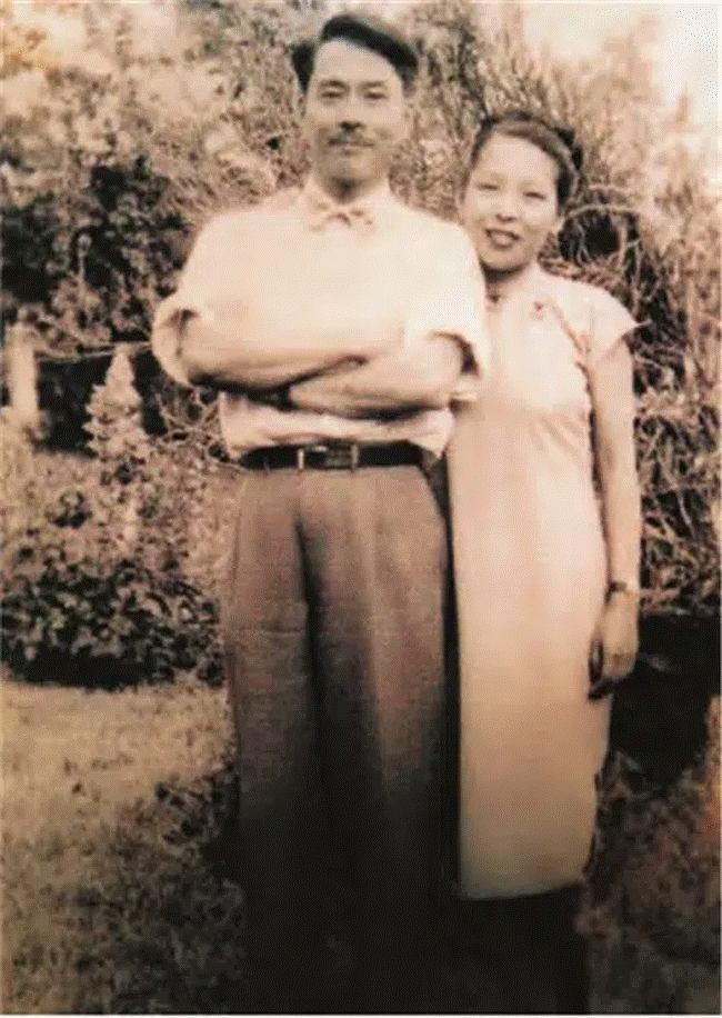 Bỏ chồng để kết hôn với trai trẻ, người phụ nữ gặp phải quả báo không thể ngờ, nhưng điều khiến bà chờ đợi suốt 55 năm mới đáng giá!-6